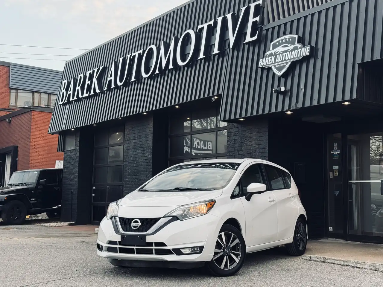 Nissan Note снимка Nissan Note