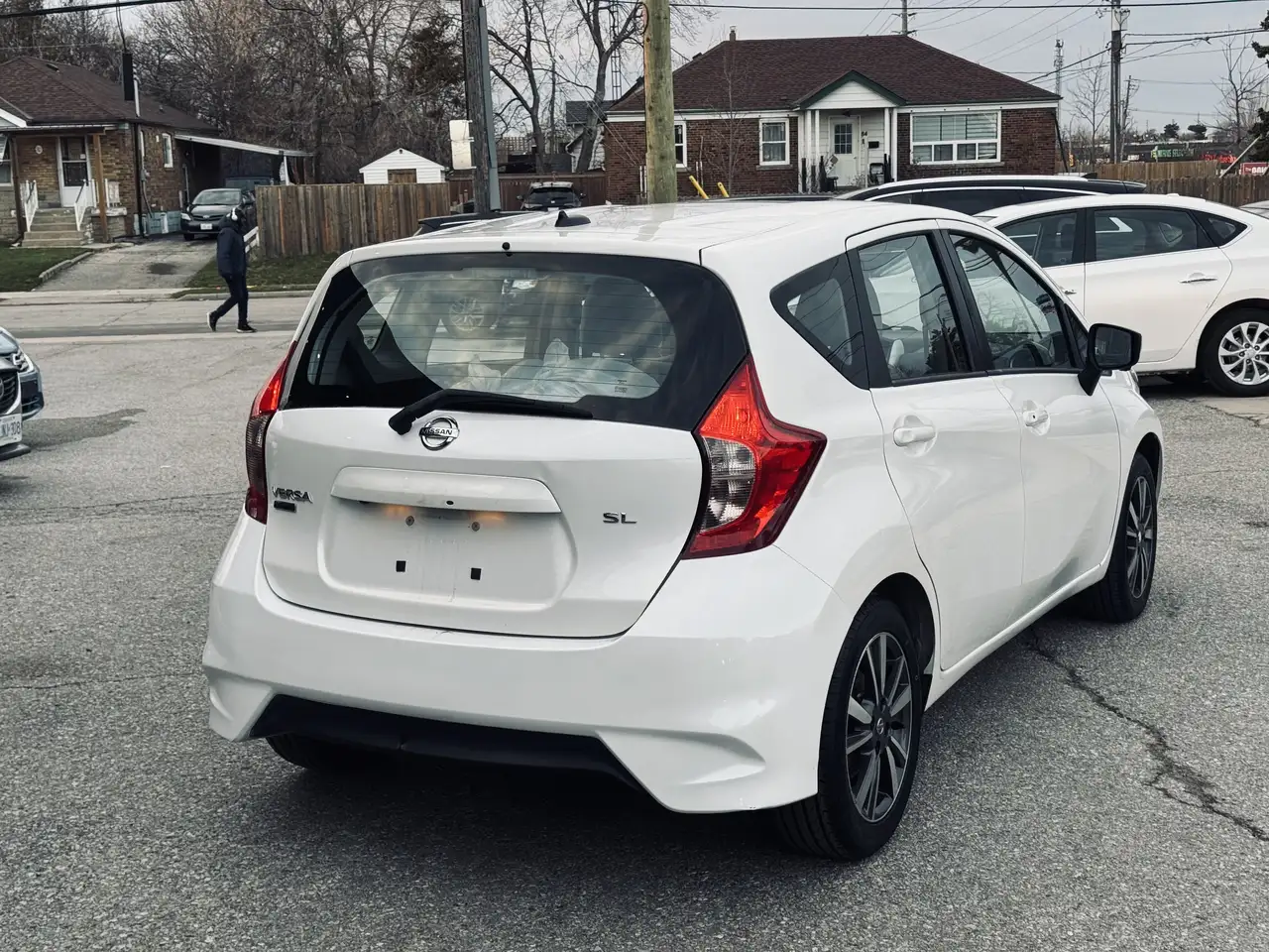 Nissan Note снимка Nissan Note