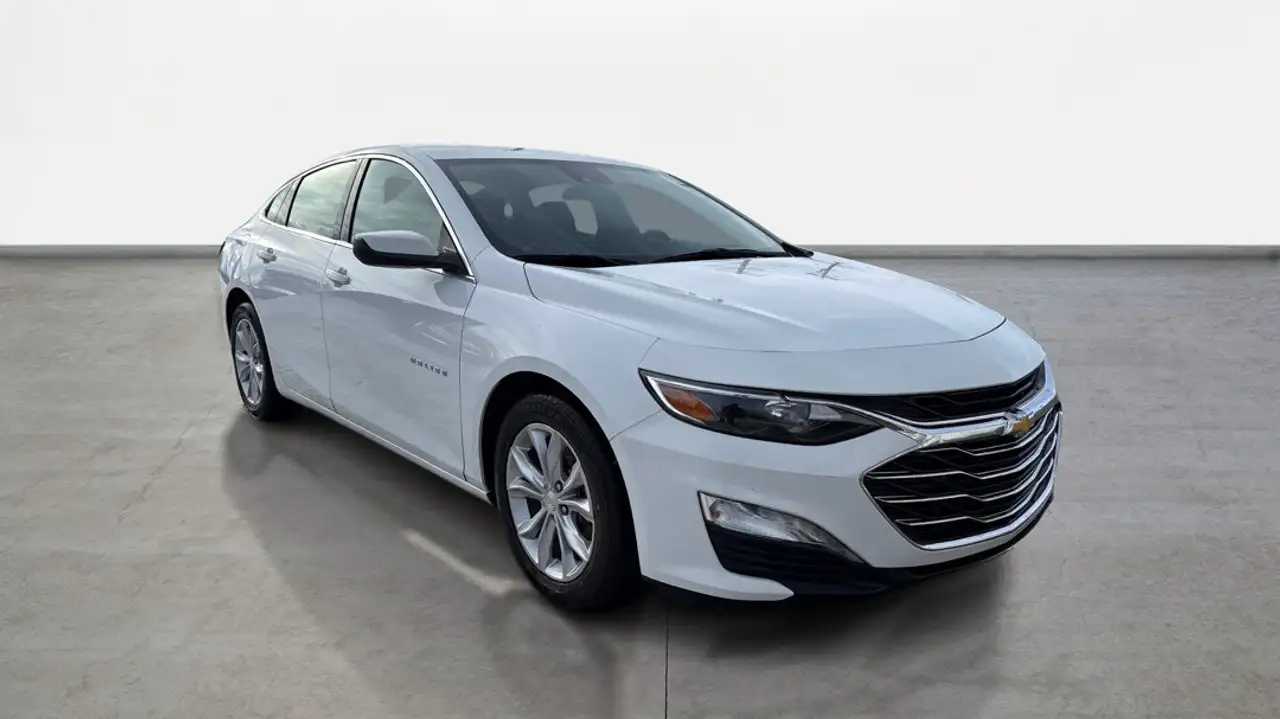 Chevrolet Malibu снимка Chevrolet Malibu