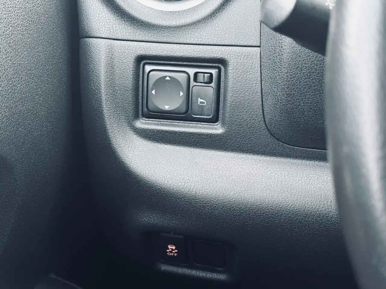 Nissan Note снимка Nissan Note