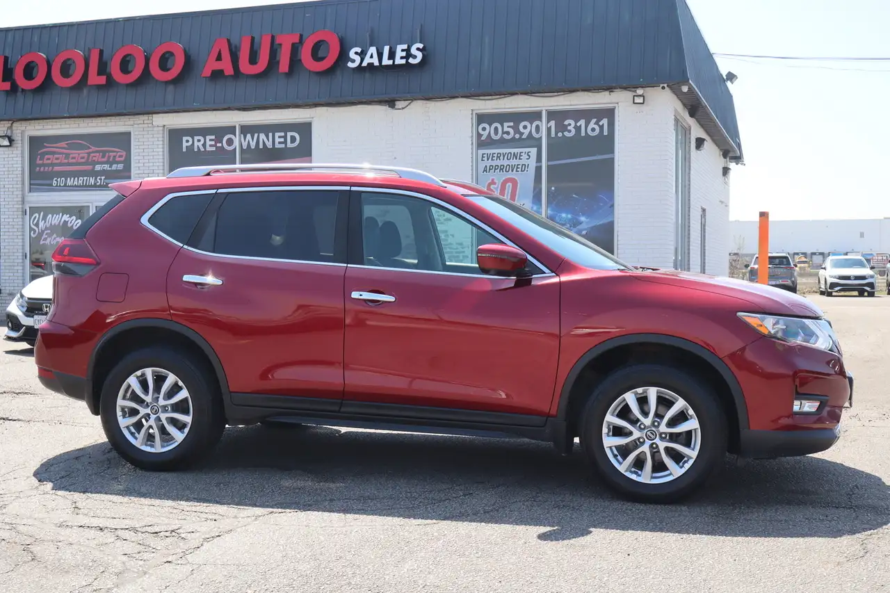 Nissan Rogue fotografie Nissan Rogue