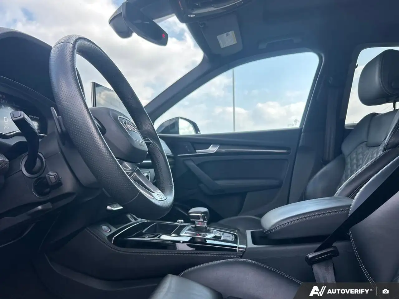 Audi SQ5 fotografie Audi SQ5