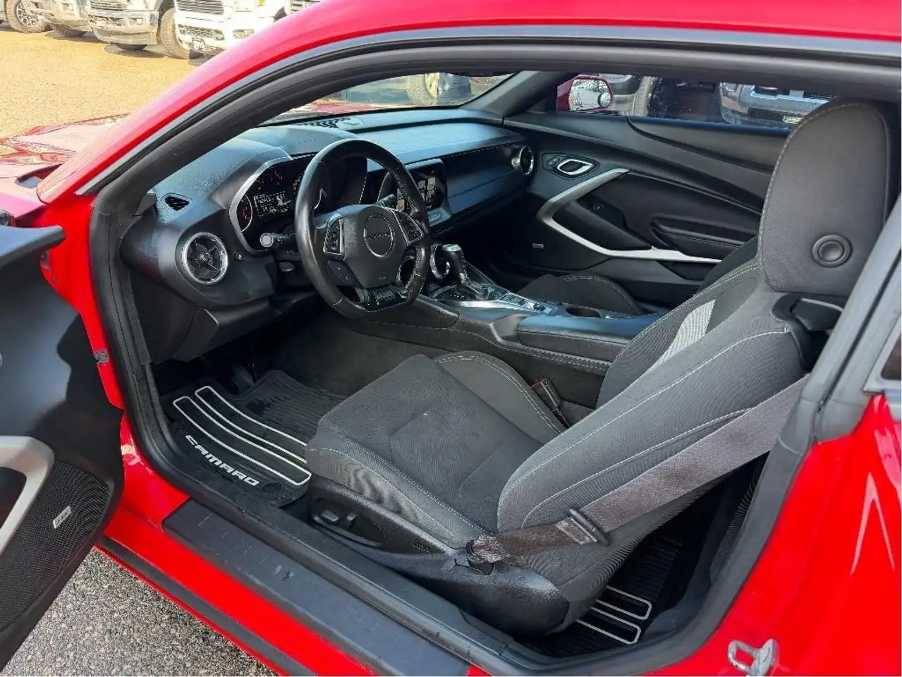 Chevrolet Camaro снимка Chevrolet Camaro