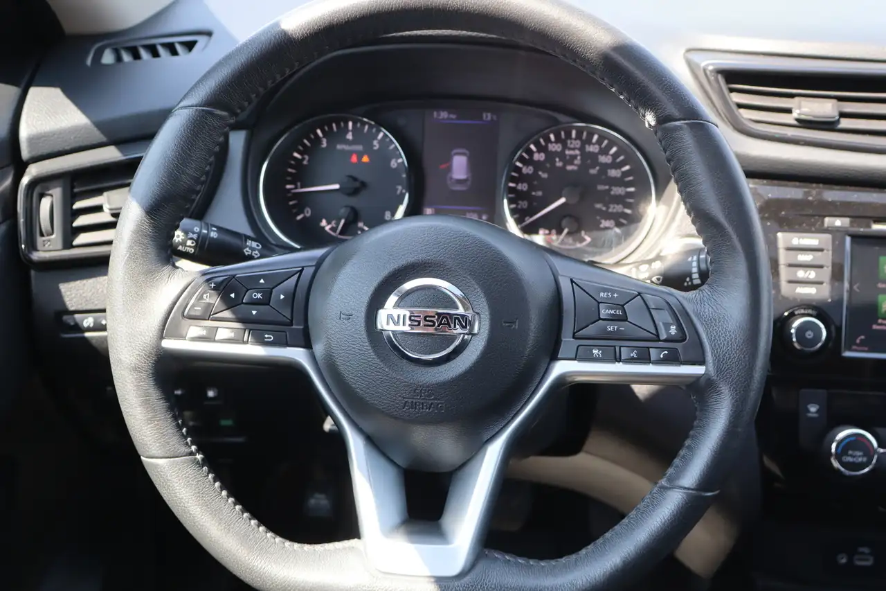 Nissan Rogue fotografie Nissan Rogue