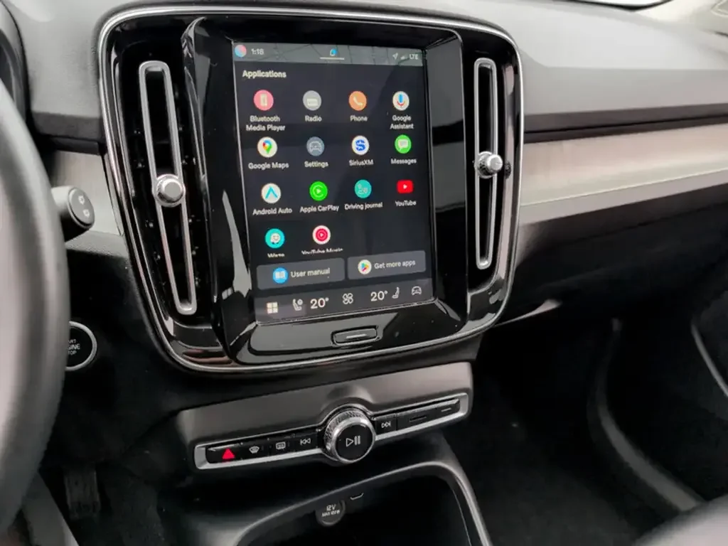 Volvo XC40 photo Volvo XC40