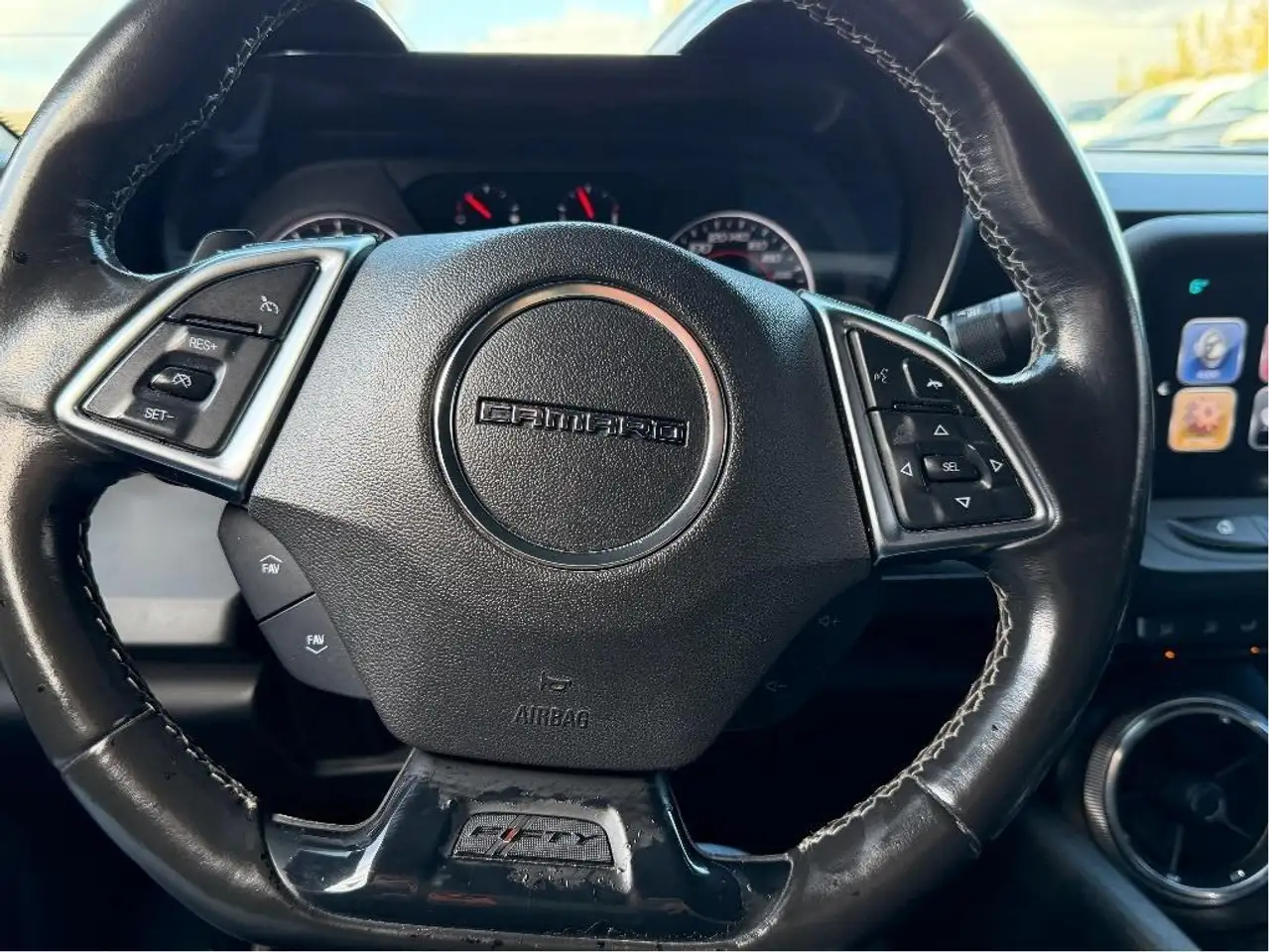 Chevrolet Camaro снимка Chevrolet Camaro