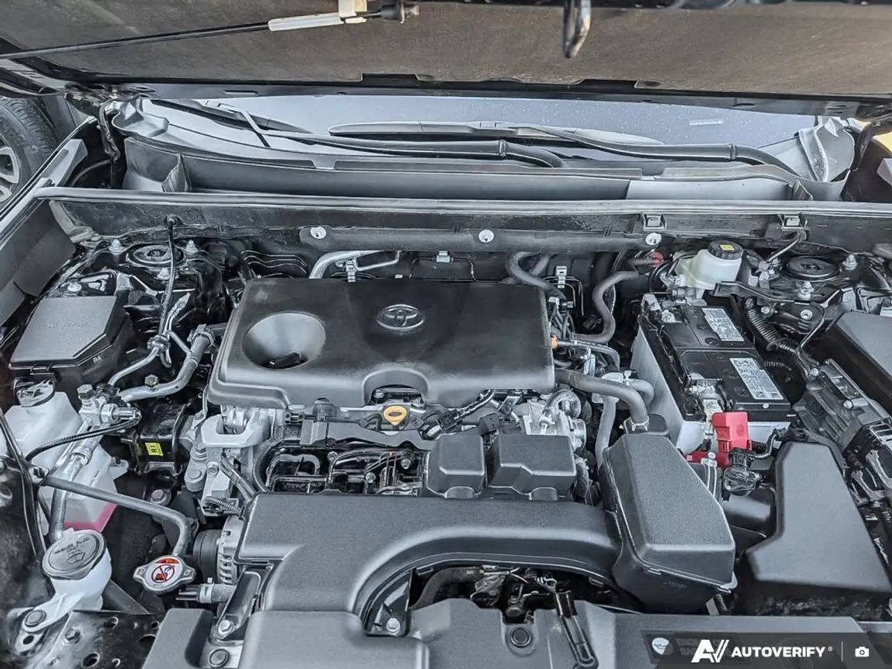 Toyota RAV 4 снимка Toyota RAV 4