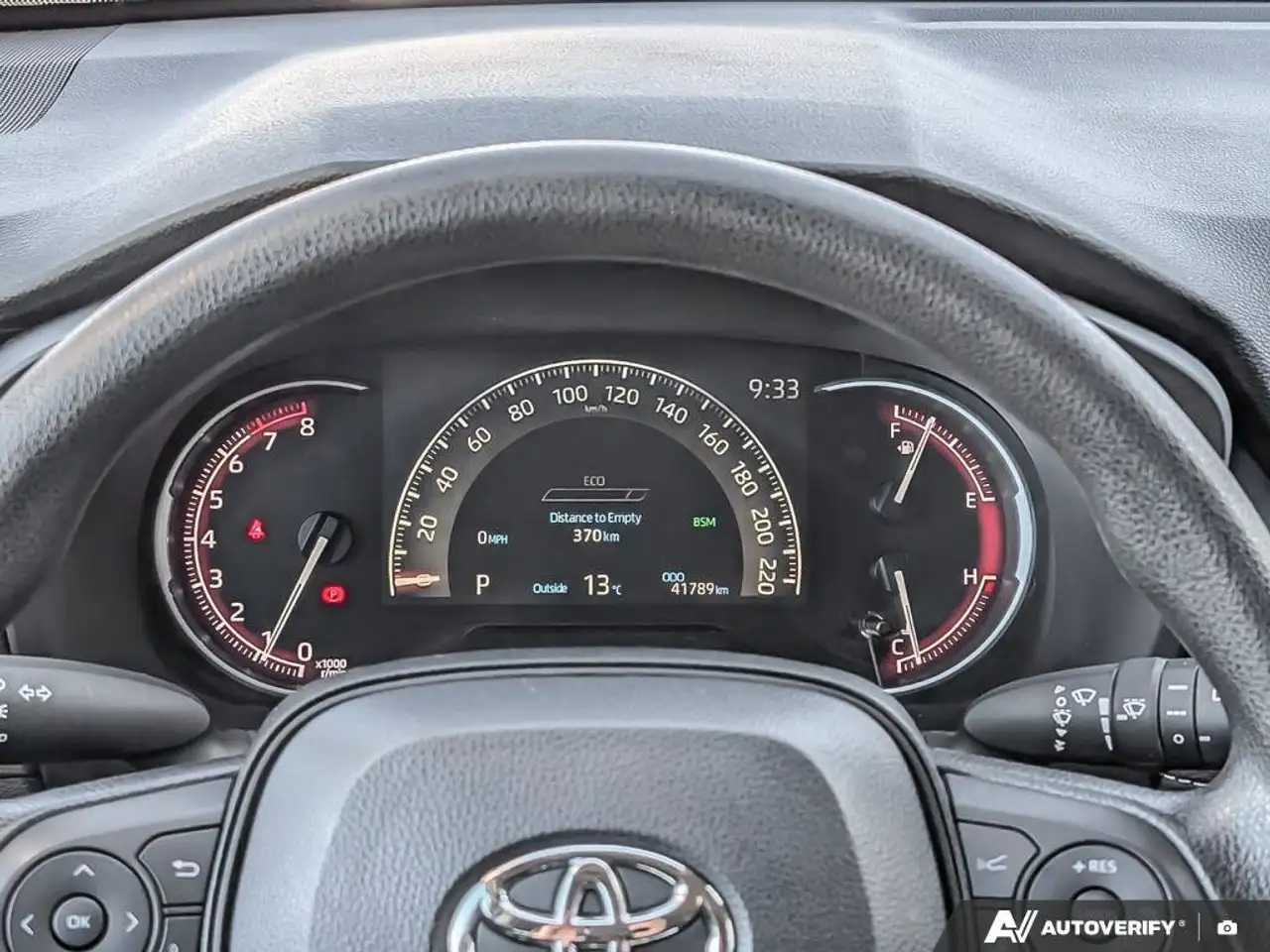 Toyota RAV 4 снимка Toyota RAV 4