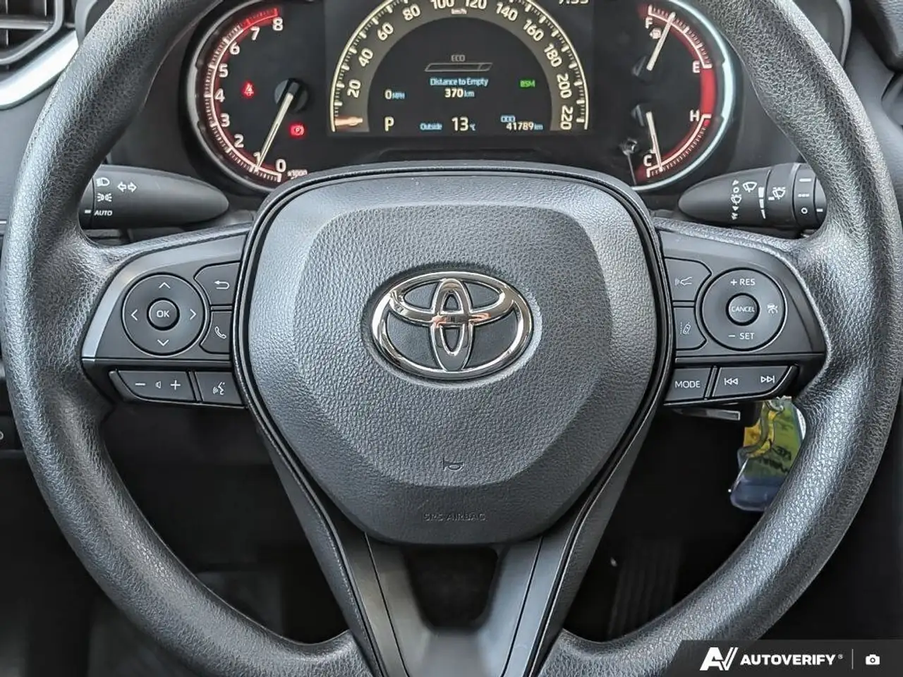 Toyota RAV 4 снимка Toyota RAV 4
