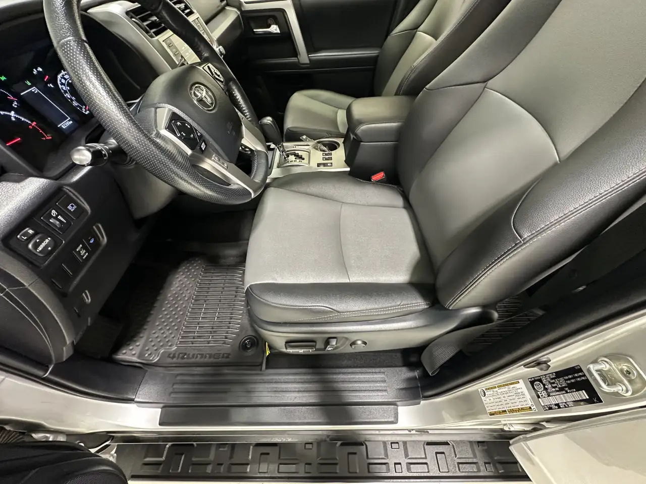 Toyota 4-Runner photo Toyota 4-Runner