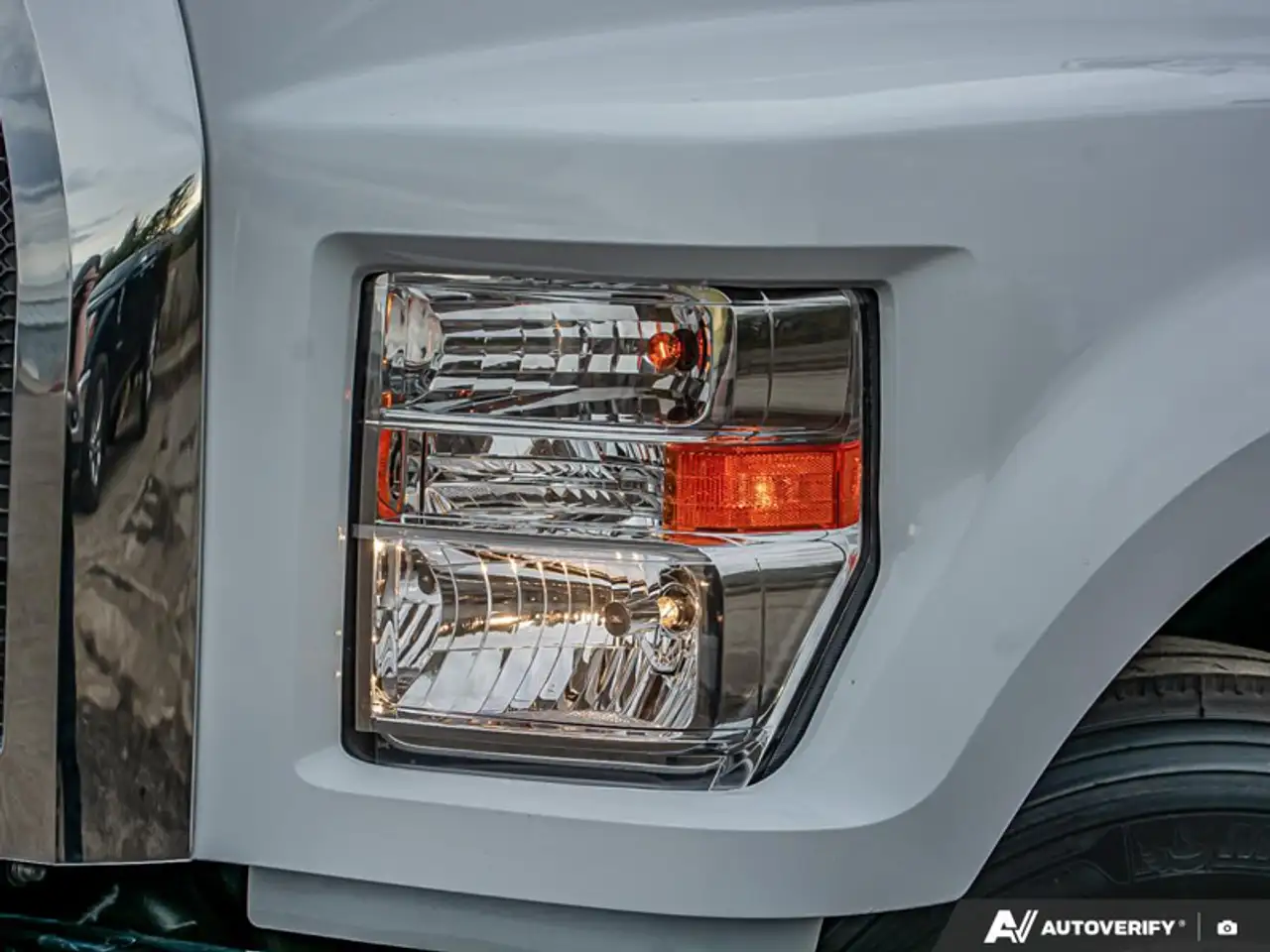 Ford F-750 Super Duty снимка Ford F-750 Super Duty