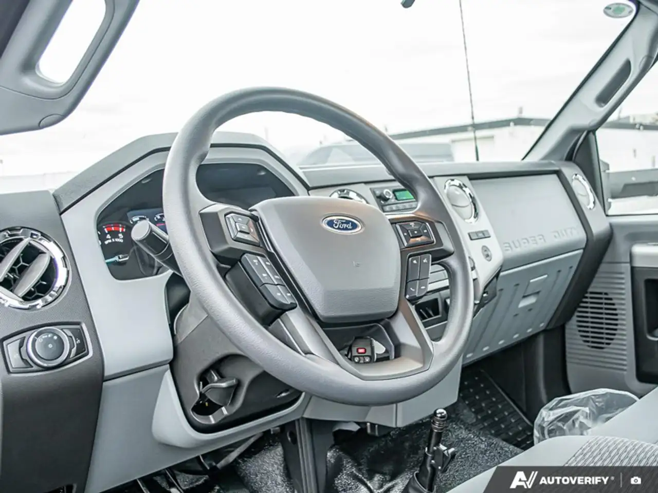 Ford F-750 Super Duty снимка Ford F-750 Super Duty