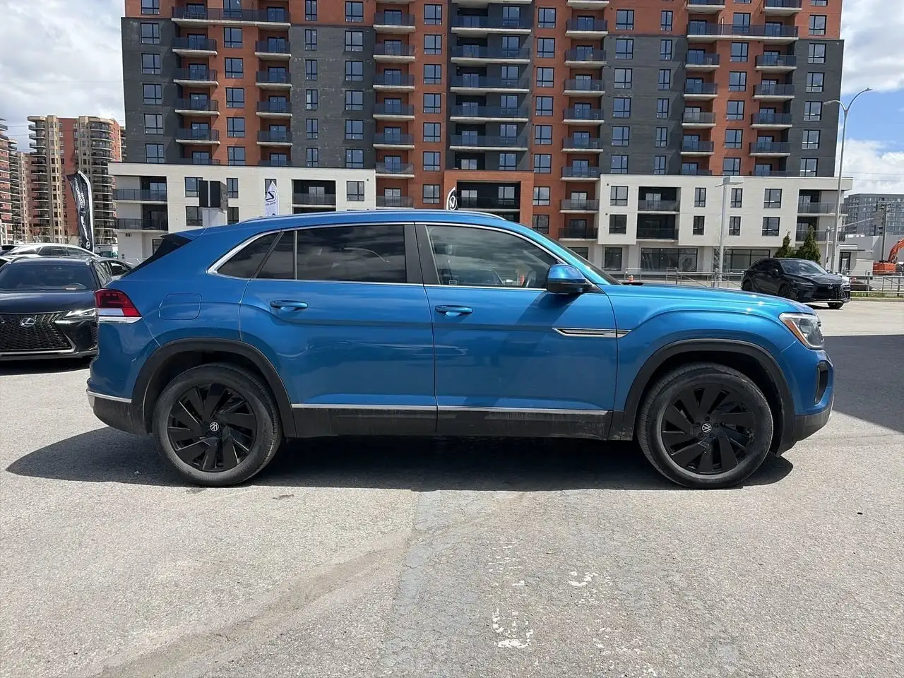 Volkswagen Atlas снимка Volkswagen Atlas
