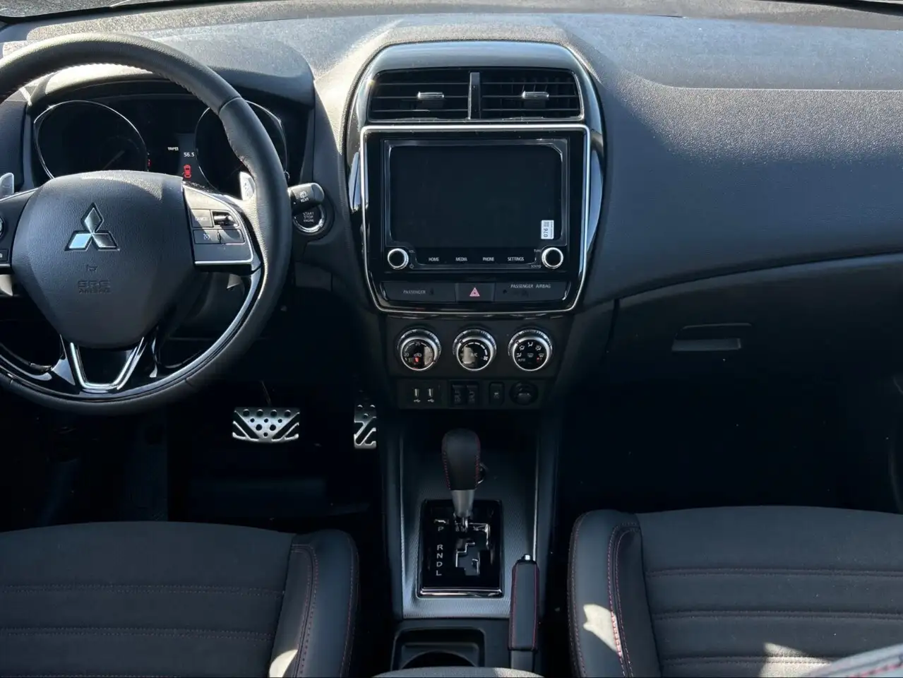 Mitsubishi RVR снимка Mitsubishi RVR