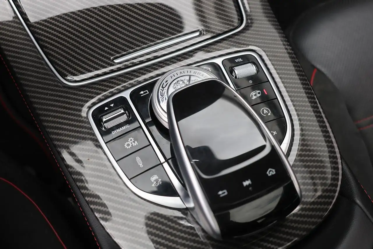 Mercedes-Benz E-Class fotografie Mercedes-Benz E-Class