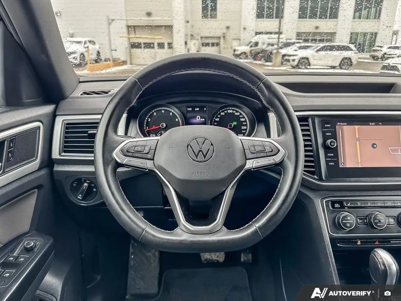Volkswagen Atlas снимка Volkswagen Atlas