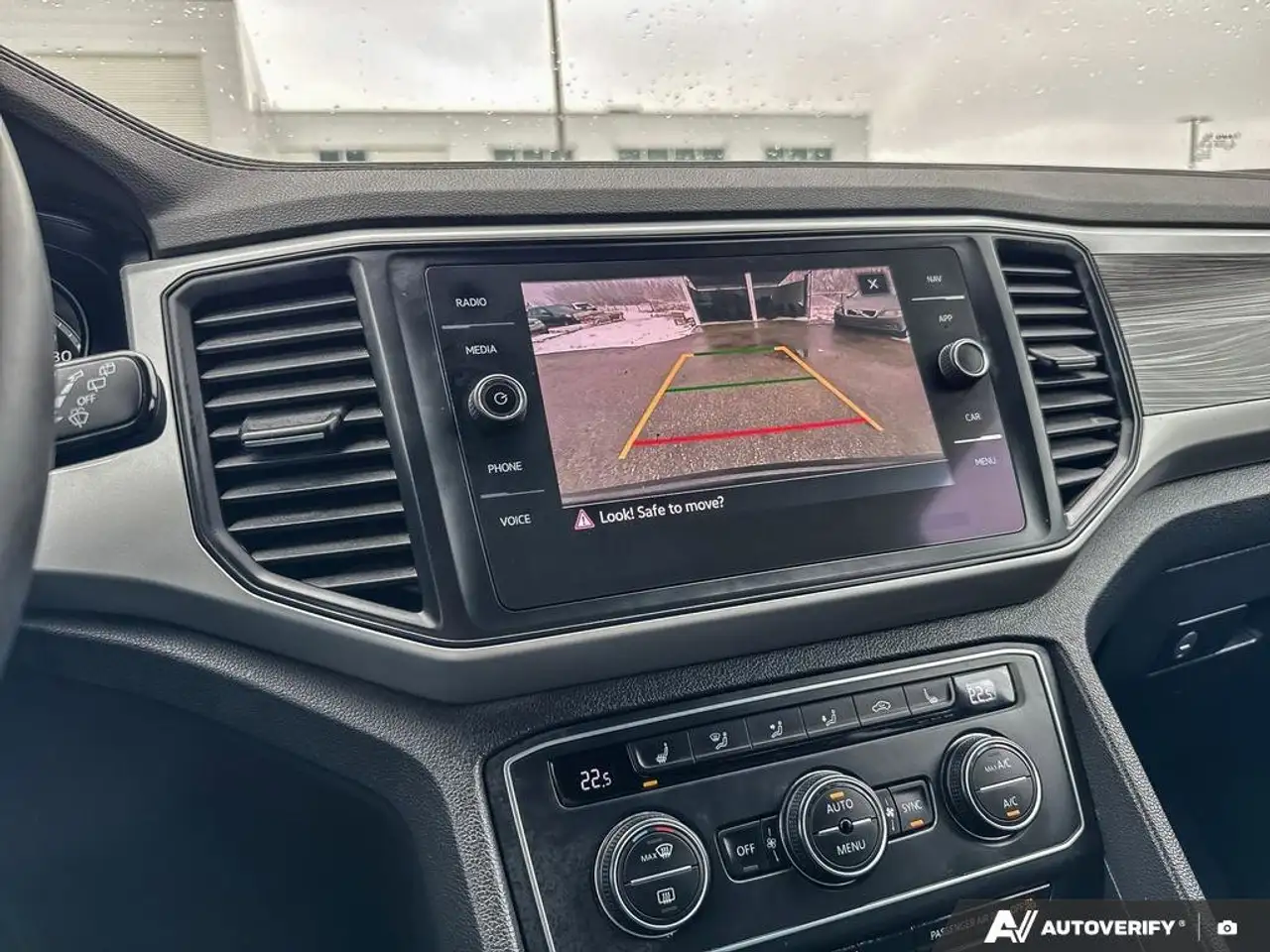 Volkswagen Atlas снимка Volkswagen Atlas