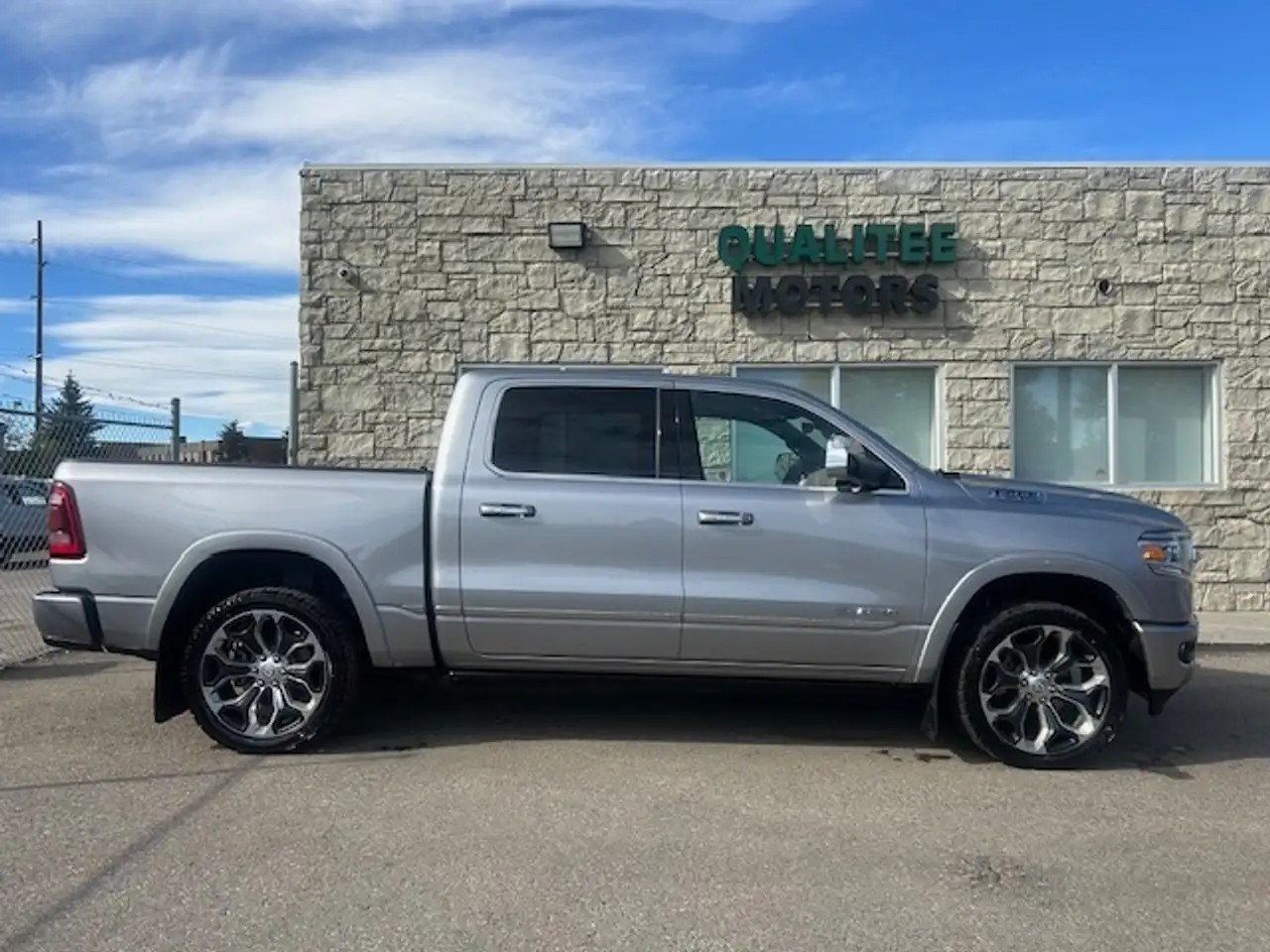 RAM 1500 photo RAM 1500