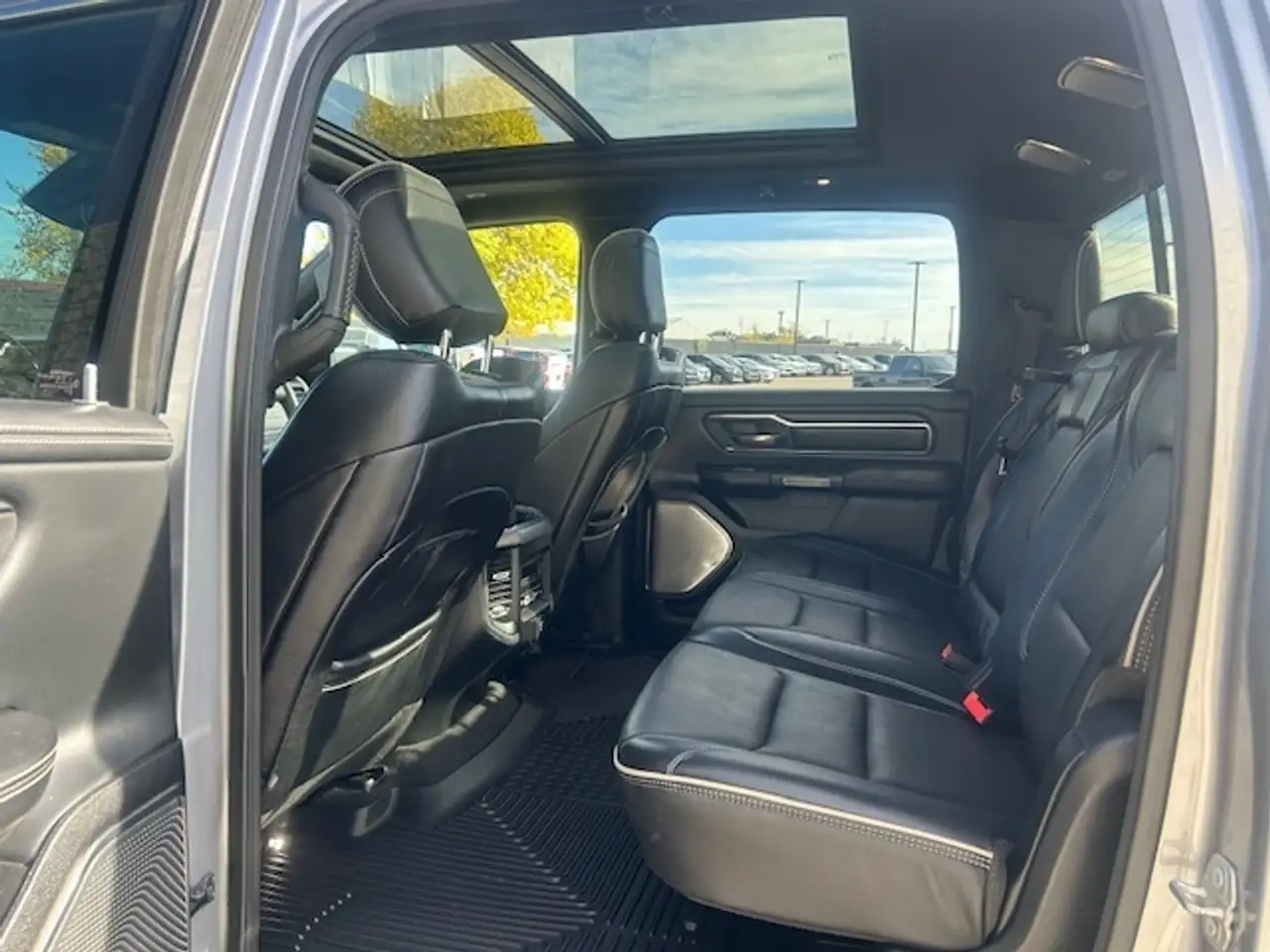 RAM 1500 photo RAM 1500
