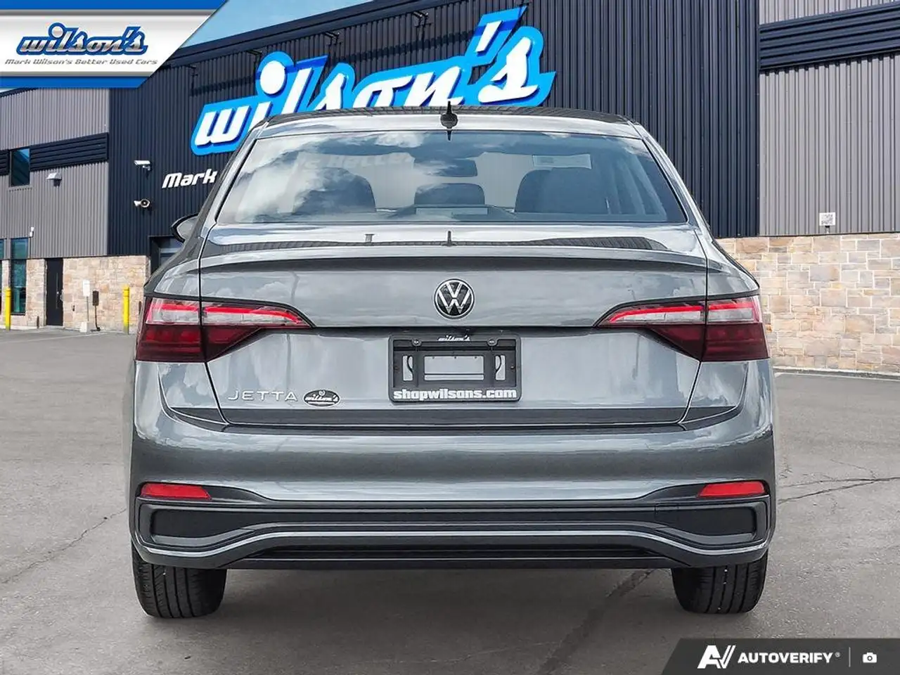 Volkswagen Jetta снимка Volkswagen Jetta