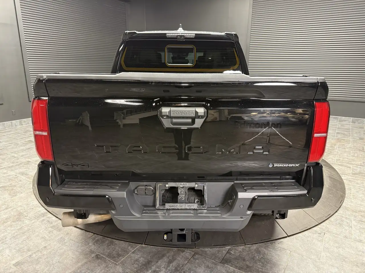 Toyota Tacoma снимка Toyota Tacoma