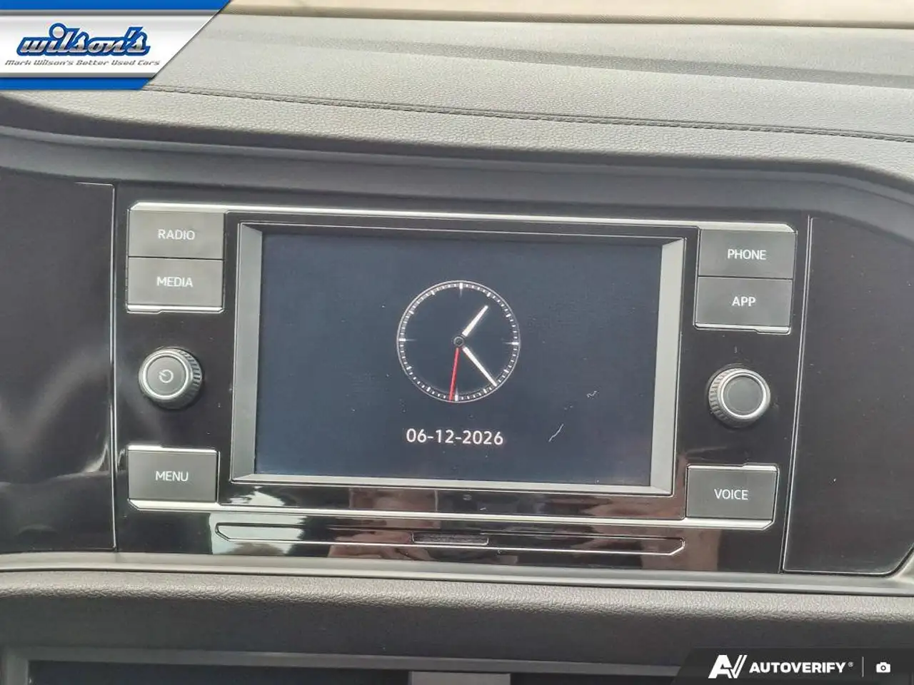 Volkswagen Jetta снимка Volkswagen Jetta