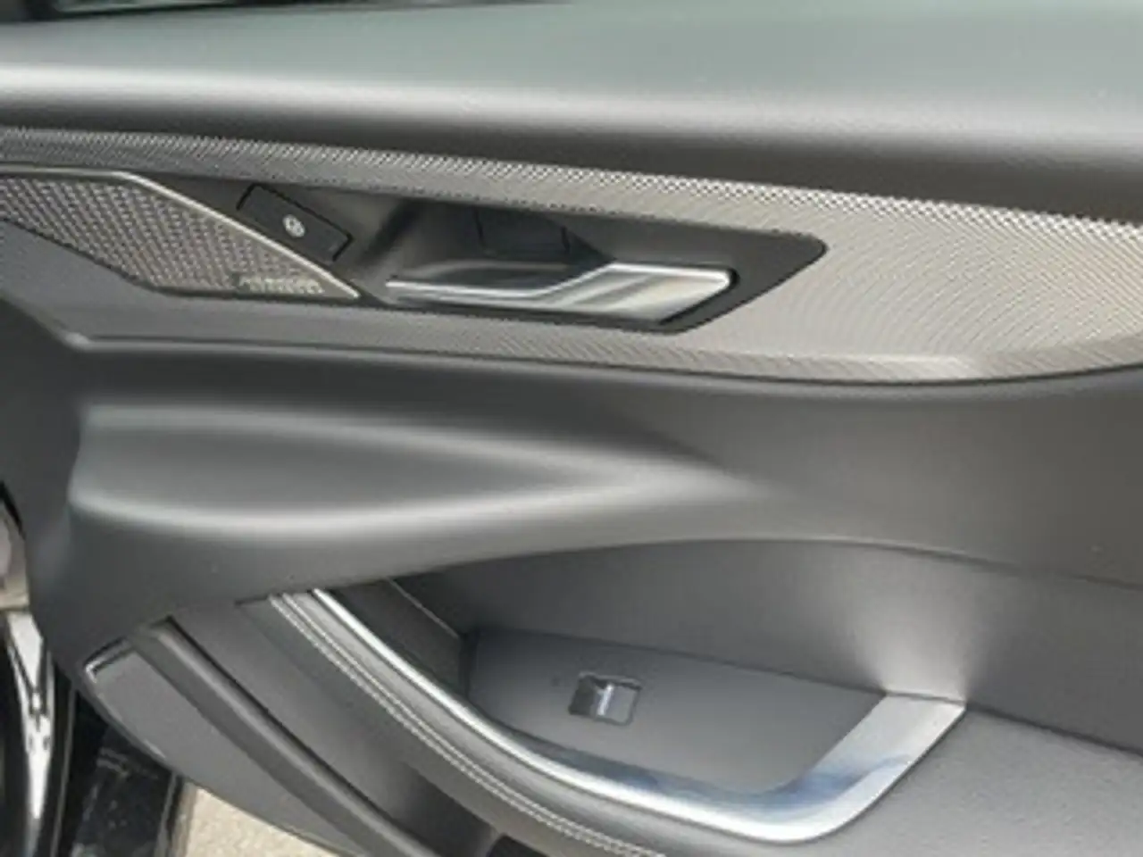 Jaguar XE fotografie Jaguar XE