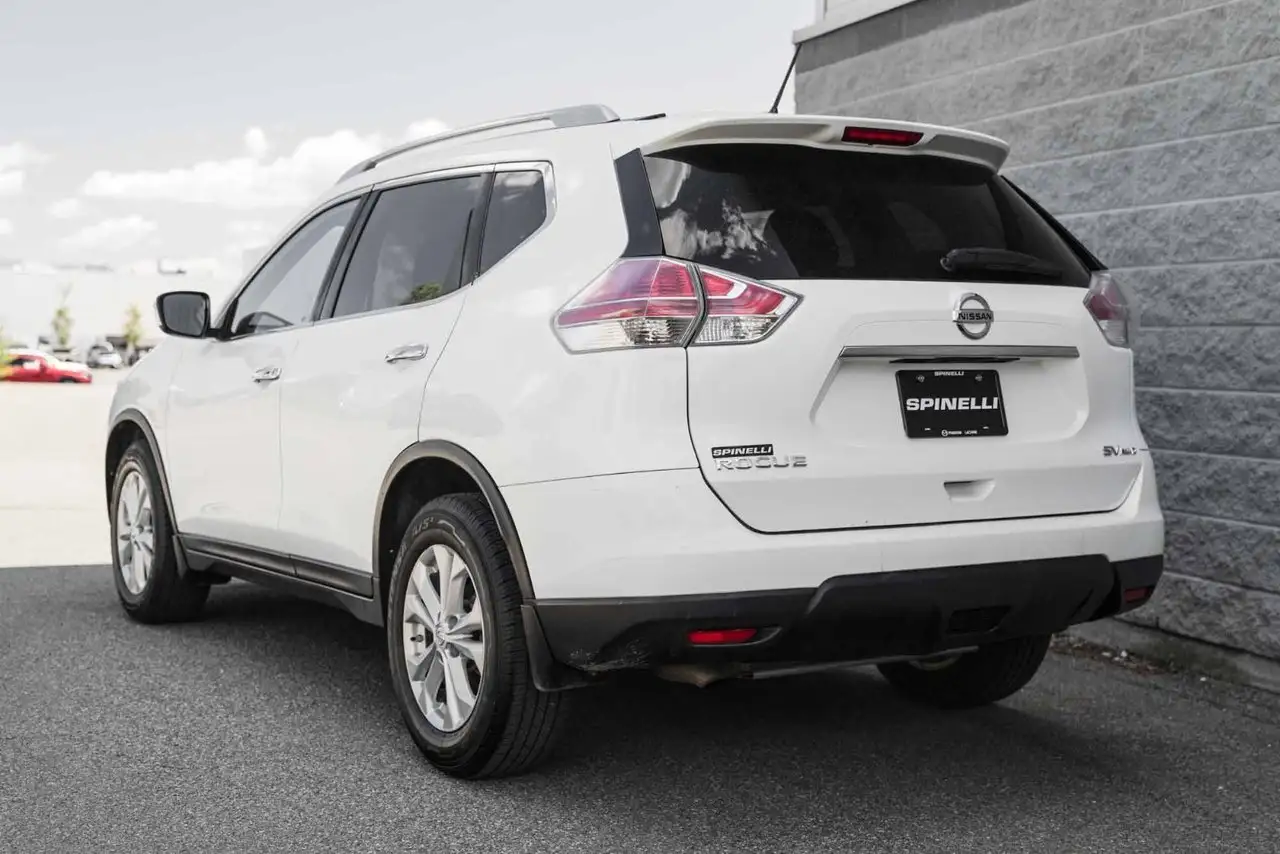 Nissan Rogue снимка Nissan Rogue