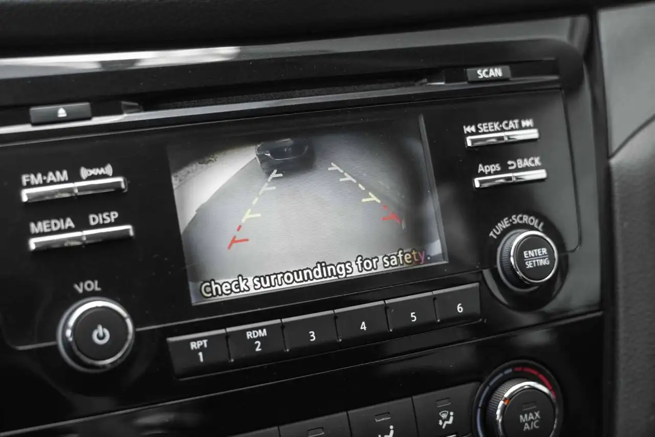 Nissan Rogue снимка Nissan Rogue