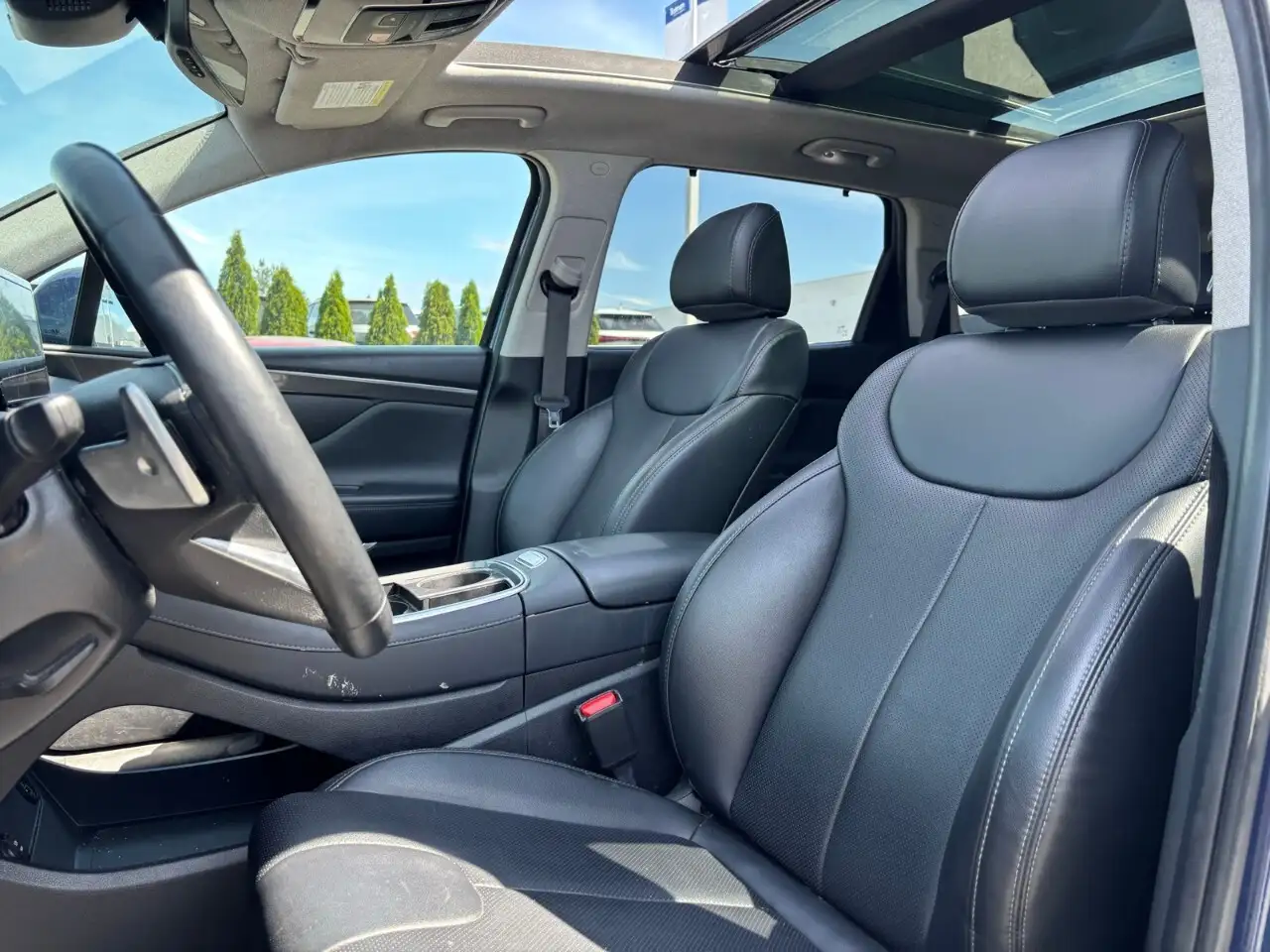 Hyundai SANTA FE photo Hyundai SANTA FE