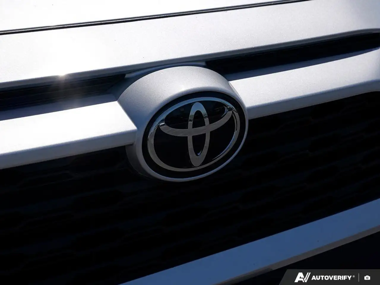 Toyota RAV 4 photo Toyota RAV 4