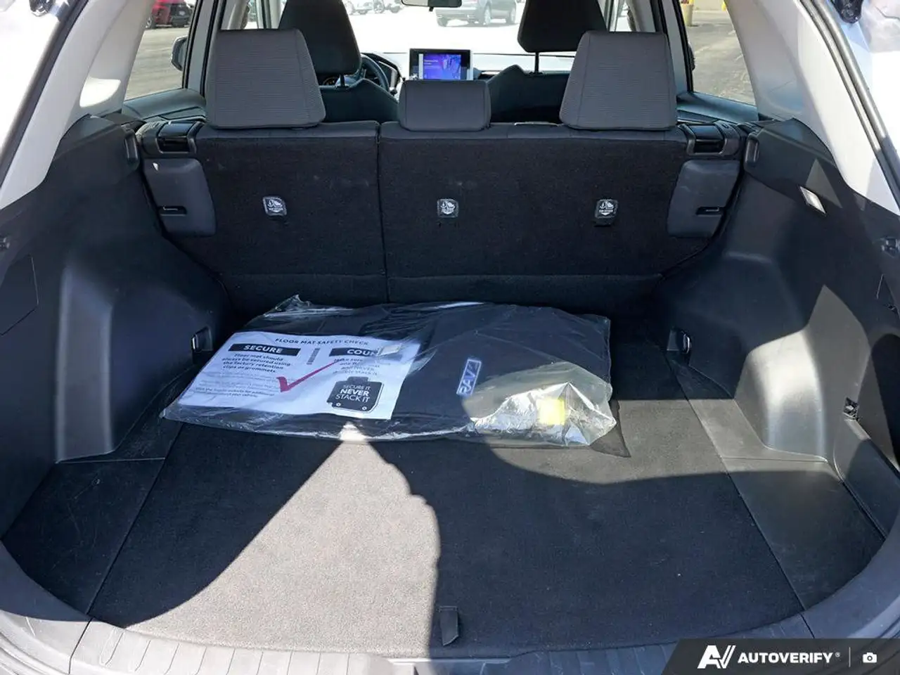 Toyota RAV 4 photo Toyota RAV 4