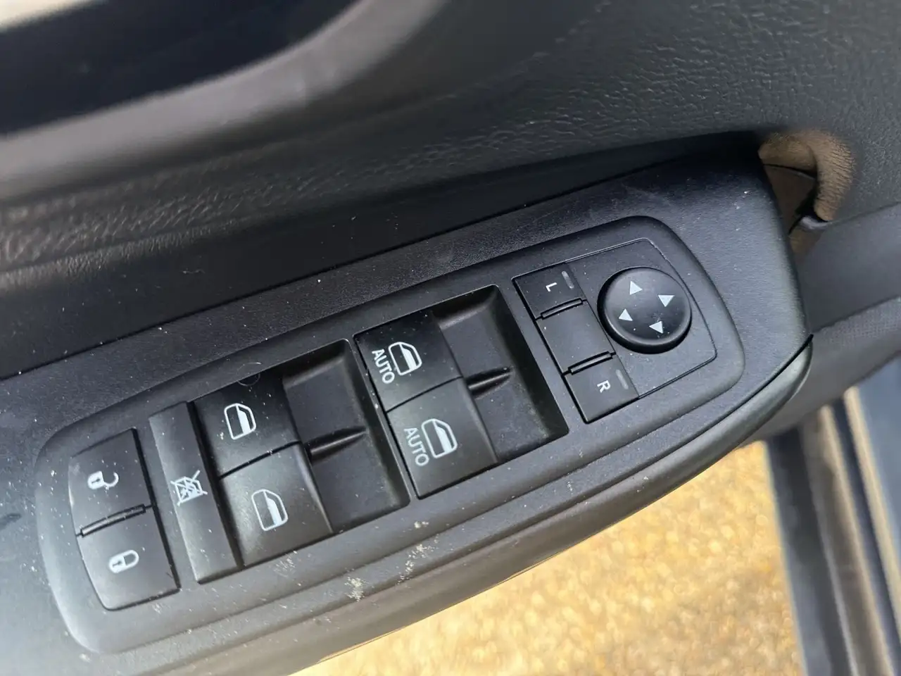 Jeep Cherokee снимка Jeep Cherokee