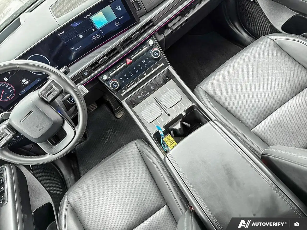 Hyundai SANTA FE снимка Hyundai SANTA FE