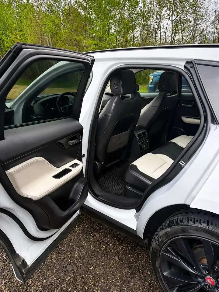 Jaguar F-Pace fotografie Jaguar F-Pace