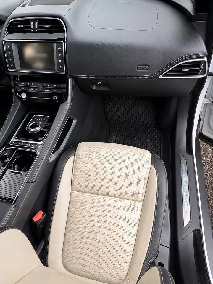 Jaguar F-Pace fotografie Jaguar F-Pace