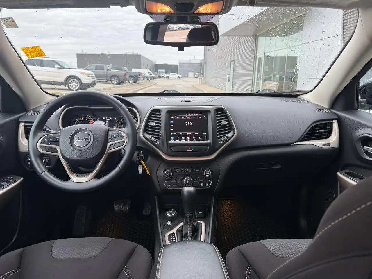 Jeep Cherokee fotografie Jeep Cherokee