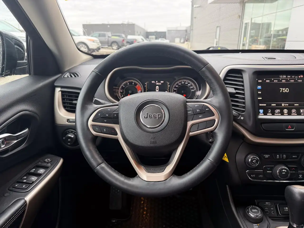Jeep Cherokee fotografie Jeep Cherokee