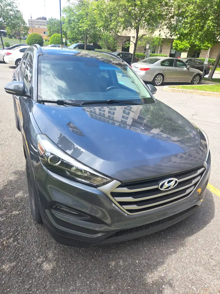 Hyundai TUCSON снимка Hyundai TUCSON