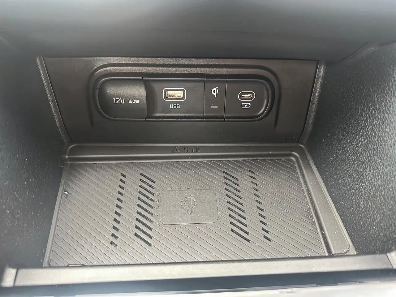 Kia Sportage снимка Kia Sportage