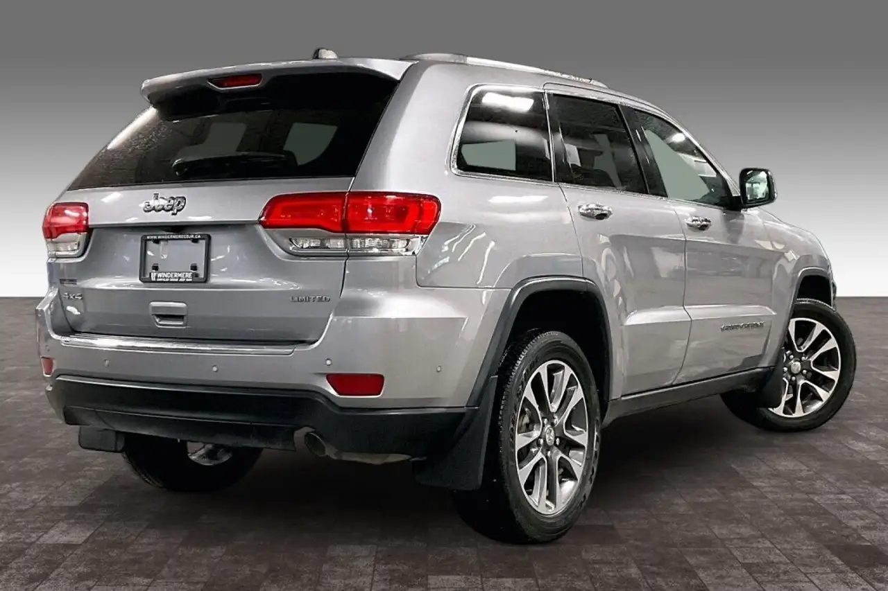 Jeep Grand Cherokee снимка Jeep Grand Cherokee