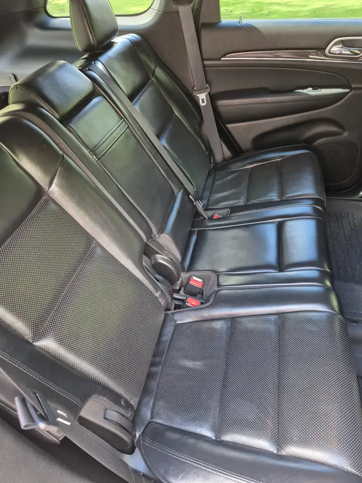 Jeep Grand Cherokee снимка Jeep Grand Cherokee