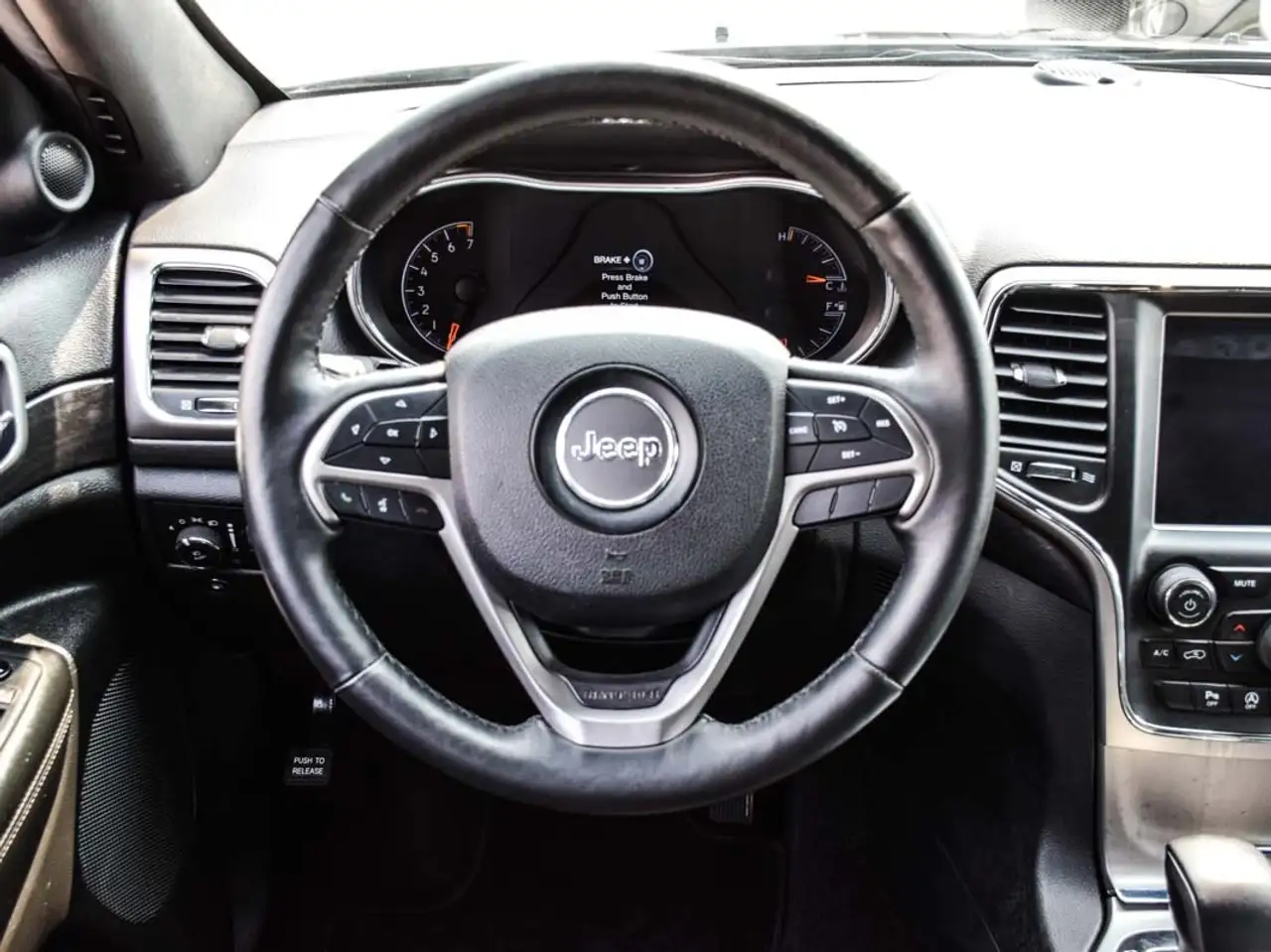 Jeep Grand Cherokee fotografie Jeep Grand Cherokee