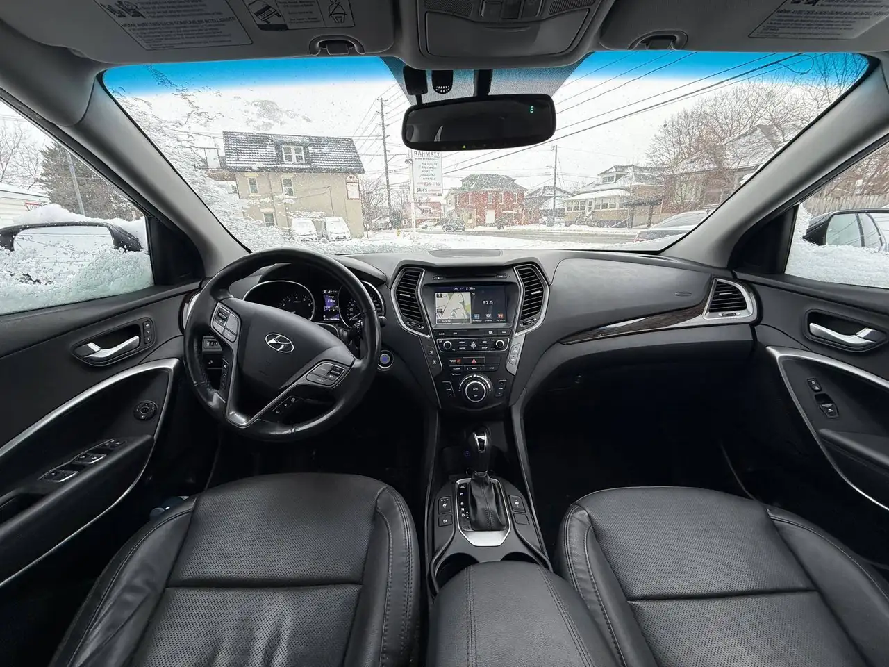 Hyundai SANTA FE снимка Hyundai SANTA FE