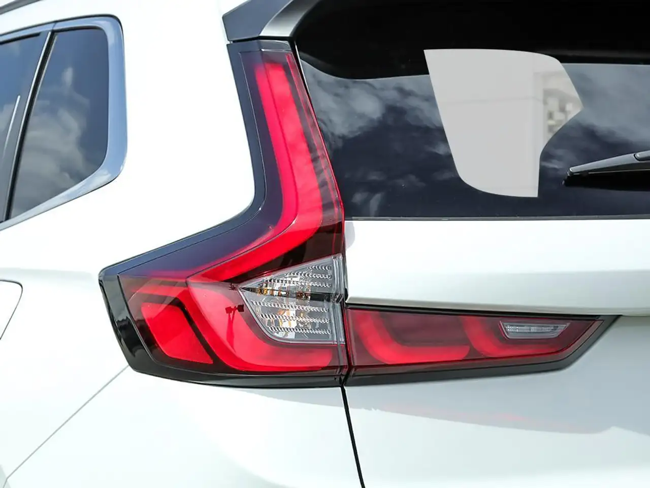 Honda CR-V photo Honda CR-V