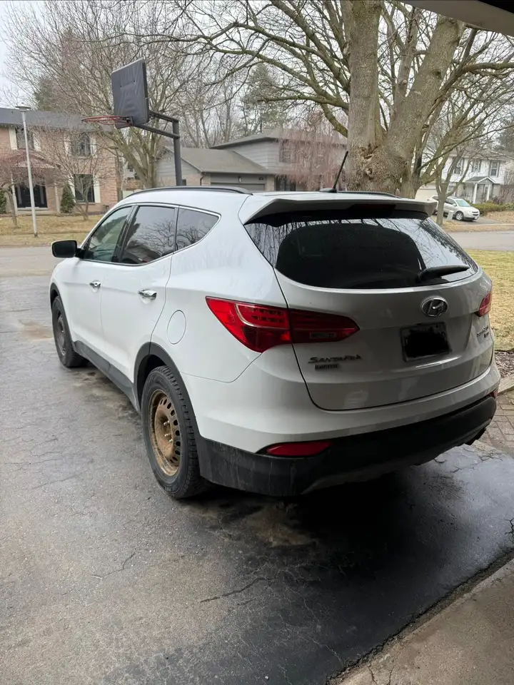 Hyundai SANTA FE снимка Hyundai SANTA FE