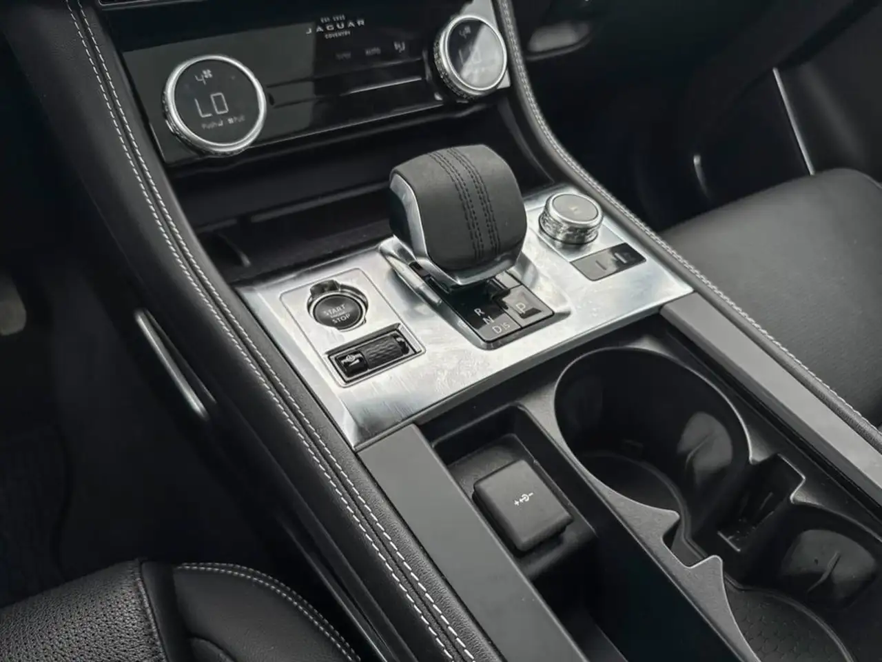 Jaguar F-Pace fotografie Jaguar F-Pace