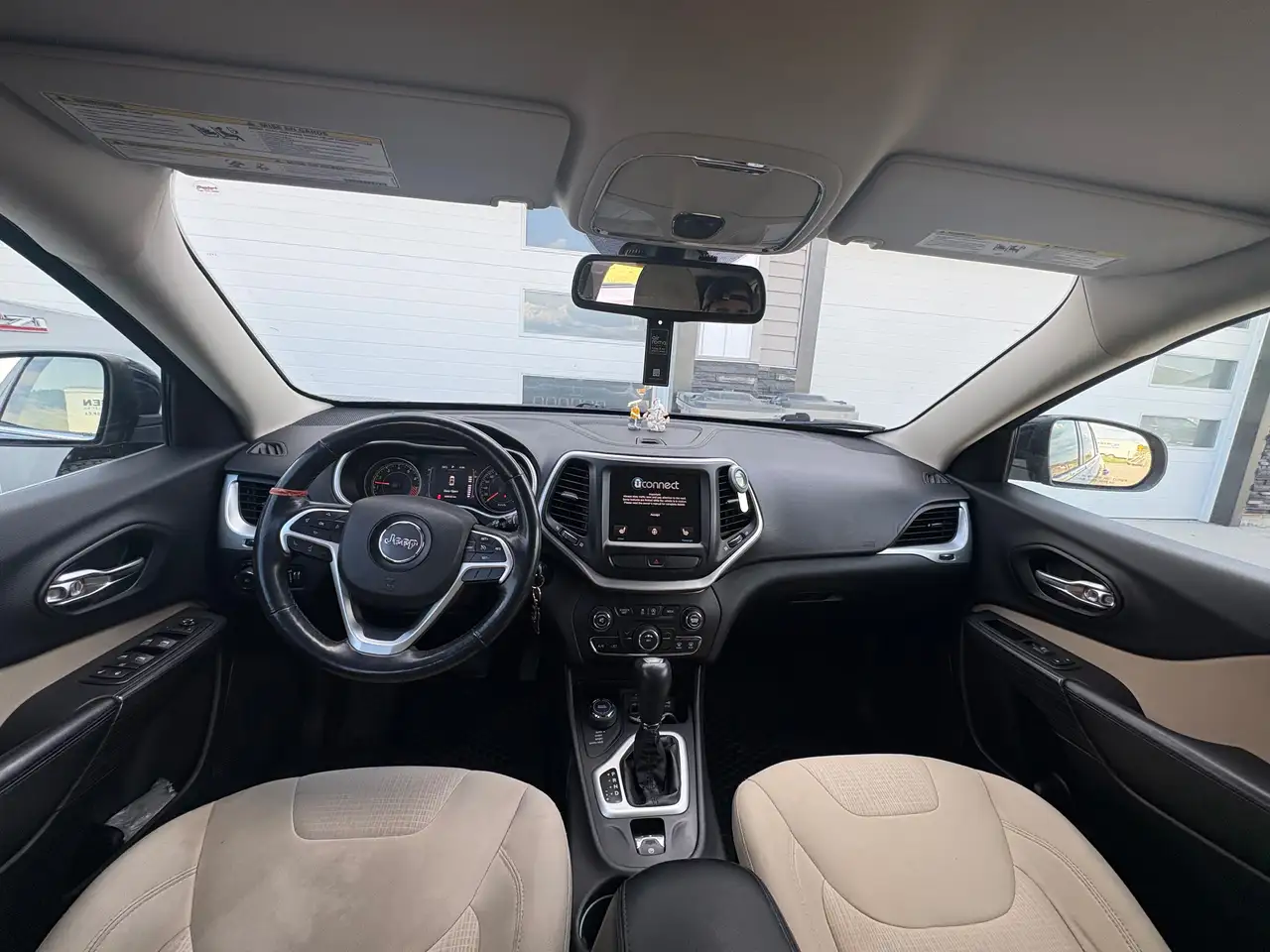 Jeep Cherokee fotografie Jeep Cherokee