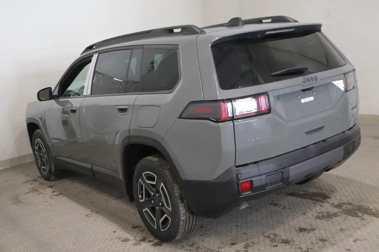 Jeep Cherokee снимка Jeep Cherokee
