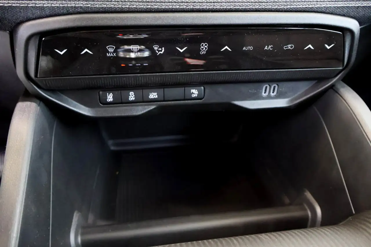 Jeep Cherokee снимка Jeep Cherokee